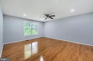 8012 Middlebury Dr, Pasadena, MD 21122 - Photo 15
