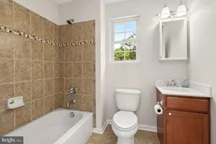 305 Bishop Ave, Baltimore, MD 21225 - Photo 33