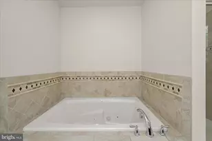 305 Bishop Ave, Baltimore, MD 21225 - Photo 29