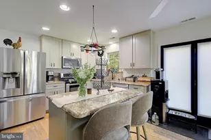 4951 Bonniewood Dr, Shady Side, MD 20764 - Photo 19
