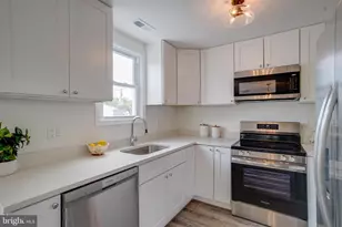 4212 4th St, Baltimore, MD 21225 - Photo 25
