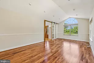 683 Powhatan Beach Rd, Pasadena, MD 21122 - Photo 3