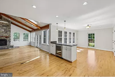 683 Powhatan Beach Road, Pasadena, MD 21122 - Photo 25