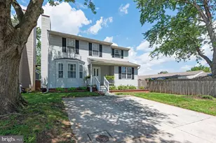 998 Pebblestone Rd, Pasadena, MD 21122 - Photo 1