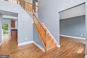 209 Long Hill Ct, Pasadena, MD 21122 - Photo 3