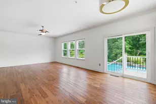 209 Long Hill Ct, Pasadena, MD 21122 - Photo 13