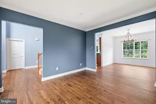 209 Long Hill Ct, Pasadena, MD 21122 - Photo 5
