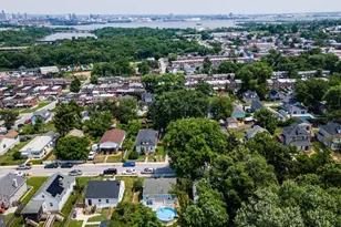 113 W Hilltop Rd, Baltimore, MD 21225 - Photo 41