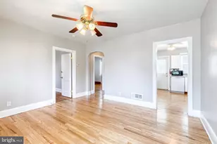 113 W Hilltop Rd, Baltimore, MD 21225 - Photo 9