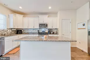 8335 Daydream Cres, Pasadena, MD 21122 - Photo 7