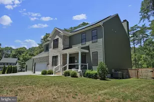 8215 Athena Ln, Severn, MD 21144 - Photo 3