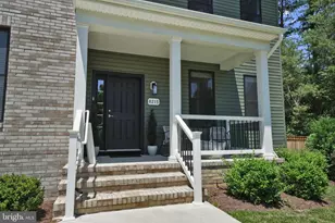 8215 Athena Ln, Severn, MD 21144 - Photo 5