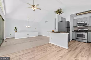 1000 Lakeview Ln, Annapolis, MD 21409 - Photo 7