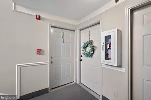 2456 Apple Blossom Ln, Odenton, MD 21113 - Photo 3