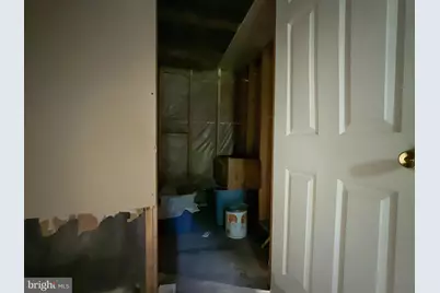5702 Redmond Street, Brooklyn, MD 21225 - Photo 25