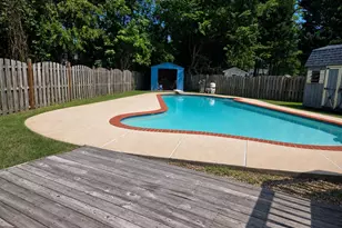 256 Heartwood Ct, Glen Burnie, MD 21061 - Photo 3