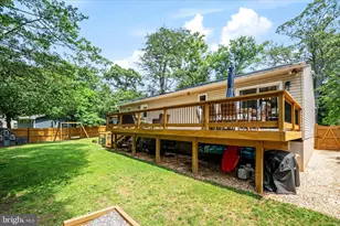 637 Hollywood Rd, Severna Park, MD 21146 - Photo 37