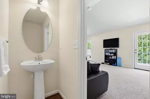 620 Bracey Dr, Glen Burnie, MD 21060 - Photo 15