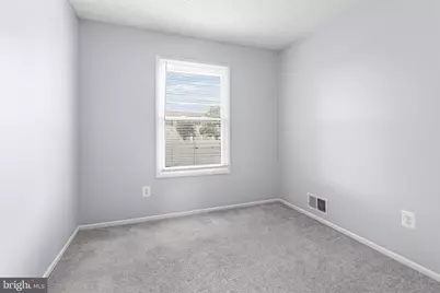 6425 Lacrosse Lane NE, Glen Burnie, MD 21061 - Photo 7