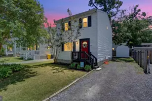 415 Fairmount Dr, Edgewater, MD 21037 - Photo 1
