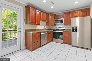 2208 Notely Ln, Crofton, MD 21114 - Photo 9