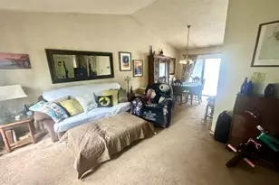736 Sunnyfield Ln, Baltimore, MD 21225 - Photo 9