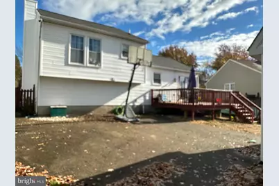 736 Sunnyfield Lane, Baltimore, MD 21225 - Photo 3