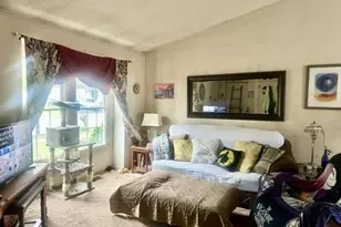 736 Sunnyfield Ln, Baltimore, MD 21225 - Photo 7