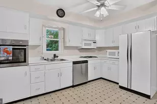 309 Balsam Dr, Severna Park, MD 21146 - Photo 11