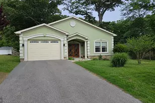 7714 Lee Dr, Pasadena, MD 21122 - Photo 1
