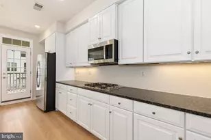 8030 Orchard Grove Rd, Odenton, MD 21113 - Photo 13