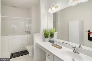 338 Hamlet Cir, Edgewater, MD 21037 - Photo 19