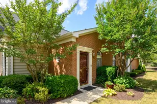 338 Hamlet Cir, Edgewater, MD 21037 - Photo 3