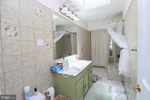 490 Williamsburg Ln, Odenton, MD 21113 - Photo 25