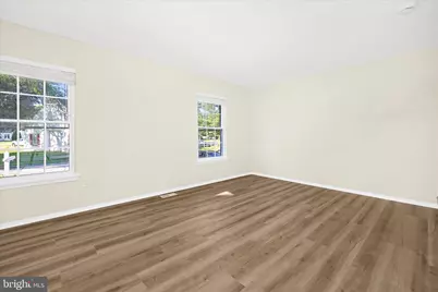 8638 Gambier Harbour, Pasadena, MD 21122 - Photo 5