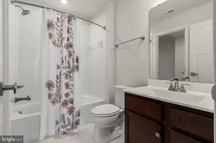 8108 Dewey Pl, Glen Burnie, MD 21060 - Photo 5