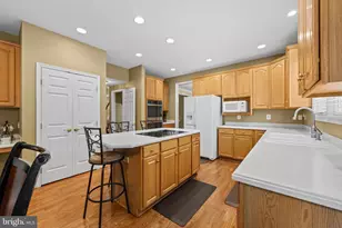 1325 Bluegrass Way, Gambrills, MD 21054 - Photo 21