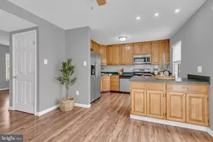8650 Head Harbour, Pasadena, MD 21122 - Photo 7