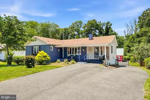 278 Hillsmere Dr, Annapolis, MD 21403 - Photo 1