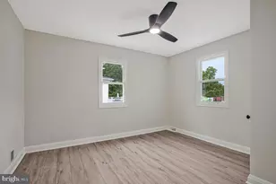 906 Hammonds Ln, Baltimore, MD 21225 - Photo 17