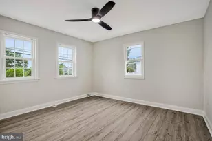 906 Hammonds Ln, Baltimore, MD 21225 - Photo 19