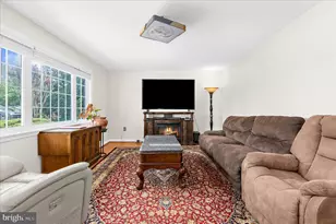 949 Oakdale Cir, Millersville, MD 21108 - Photo 5
