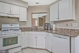 648 Howards Loop, Annapolis, MD 21401 - Photo 9