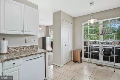 648 Howards Loop #19, Annapolis, MD 21401 - Photo 11