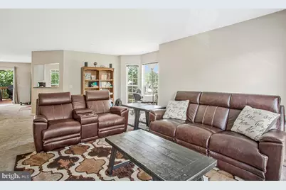 648 Howards Loop #19, Annapolis, MD 21401 - Photo 15