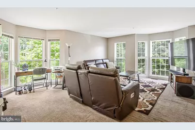 648 Howards Loop #19, Annapolis, MD 21401 - Photo 13