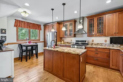 319 6th Avenue NE, Glen Burnie, MD 21060 - Photo 15
