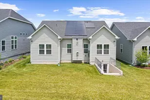 3017 Sunny Ridge Dr, Odenton, MD 21113 - Photo 33