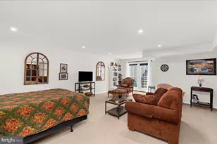 3017 Sunny Ridge Dr, Odenton, MD 21113 - Photo 25