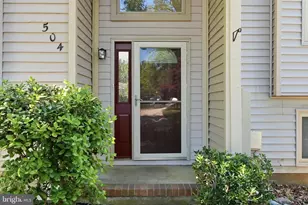 504 Greenblades Ct, Arnold, MD 21012 - Photo 3